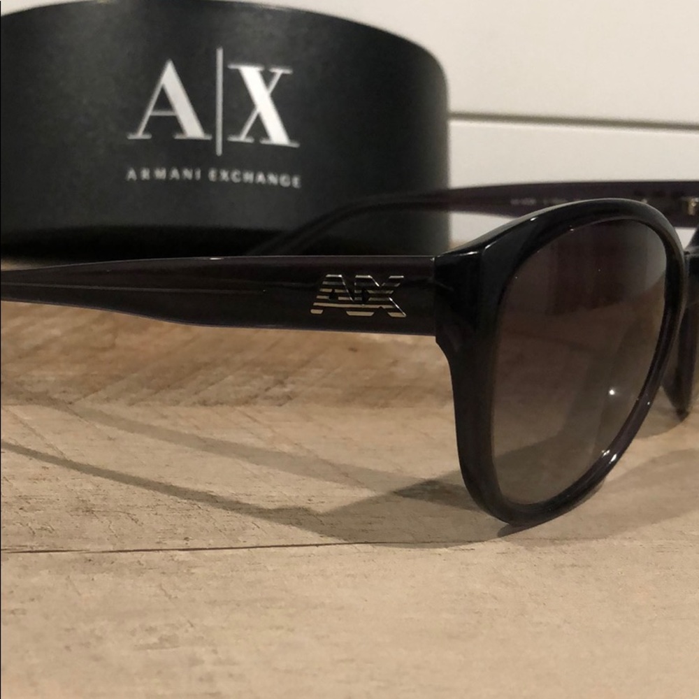 Armani woman’s sunglasses